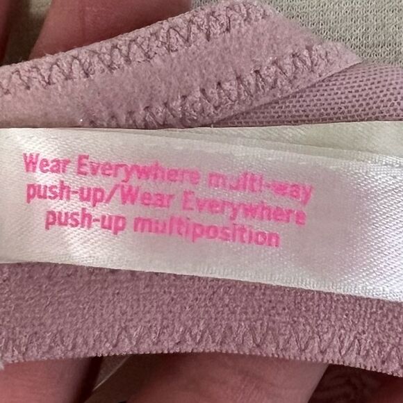 Victoria’s Secret PINK Wear Everywhere Multi-Way Push Up Floral Bra Size 32DD - Picture 4 of 4